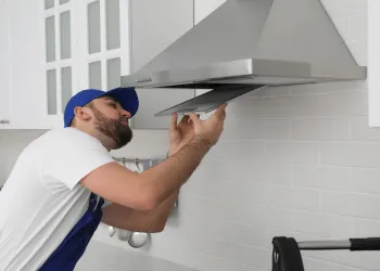 Elica Davlumbaz Çekmiyor: Emiş Gücünü Geri Kazandıran 5 Teknik Adım