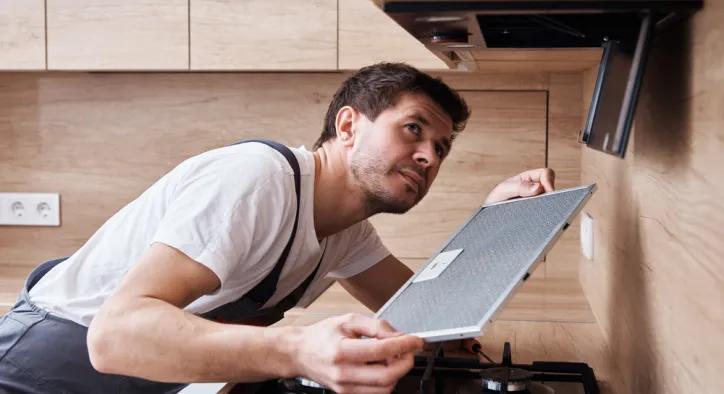 Pera Davlumbaz Bakımı: Mutfağınızın Havasını Değiştiren Performans Sırları